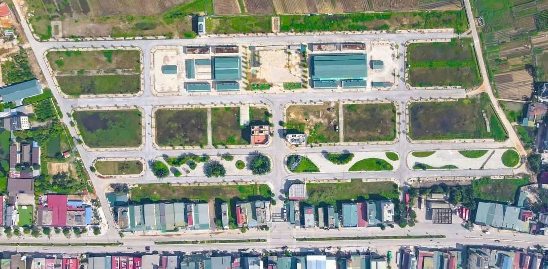 Lô đất Hoằng Thanh 100m² giá 1.5 tỷ - Đầy đủ tiện ích, xây dựng tự do!