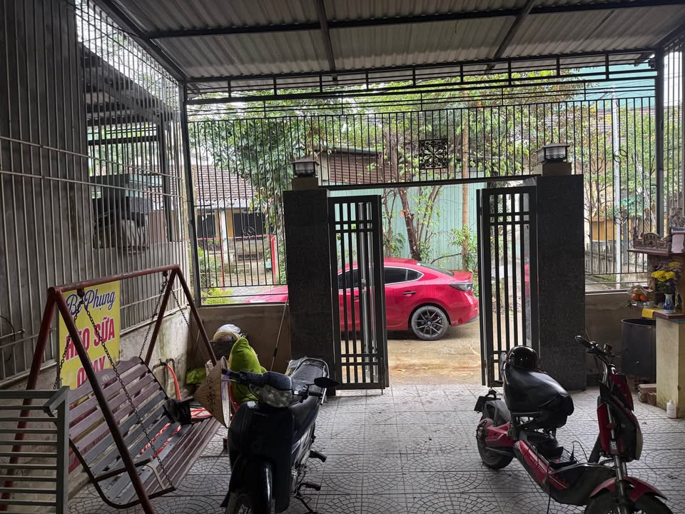 Nhà 2 tầng đường Hoàng Quốc Việt 120m² giá 3.5 tỷ - Gần Aeon Mall Huế!