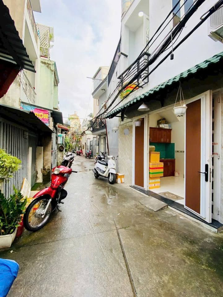 Nhà phố Thống Nhất, Gò Vấp 26.5m² giá 3.75 tỷ - Hướng Đông Bắc, gần bệnh viện!