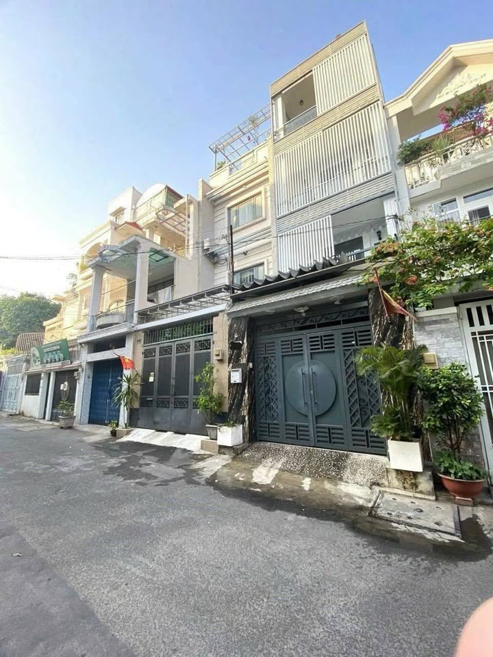 Nhà phố Hồ Văn Huê 75m² giá 17.6 tỷ - Vị trí đắc địa, an ninh cao