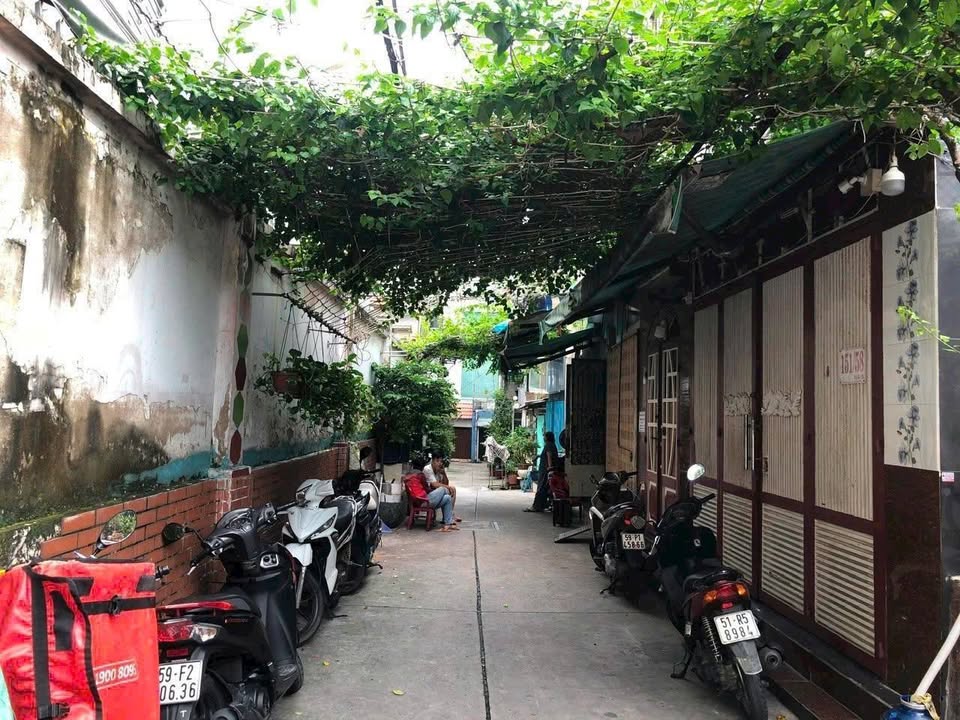 Nhà phố Phú Nhuận 44m² giá 8.7 tỷ - Kinh doanh phòng dịch vụ sinh lời!