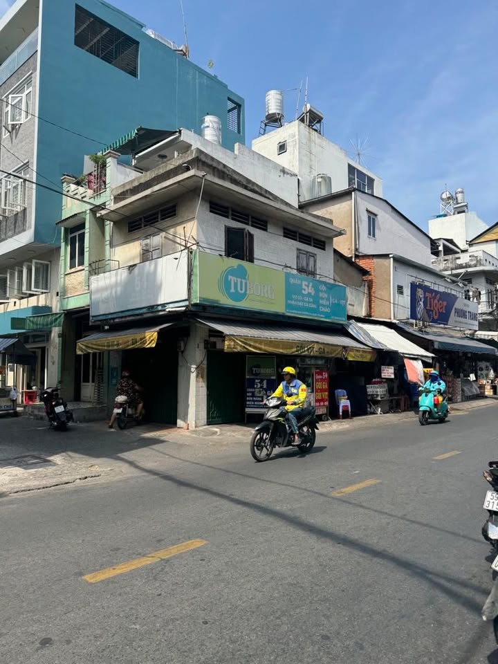 Bán gấp mặt tiền Đồng Đen, Tân Bình 48m² chỉ 12 tỷ - Cơ hội đầu tư tuyệt vời!