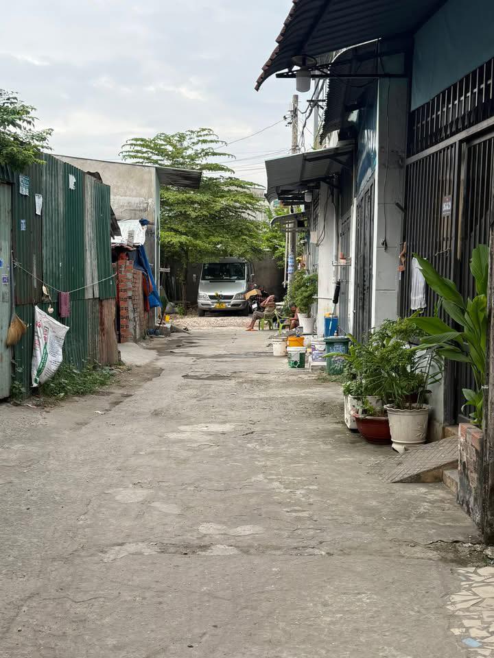 Nhà bán gấp tại Đông Thạnh, Hóc Môn 72m² giá 3.85 tỷ - Chính chủ, sổ hồng riêng!