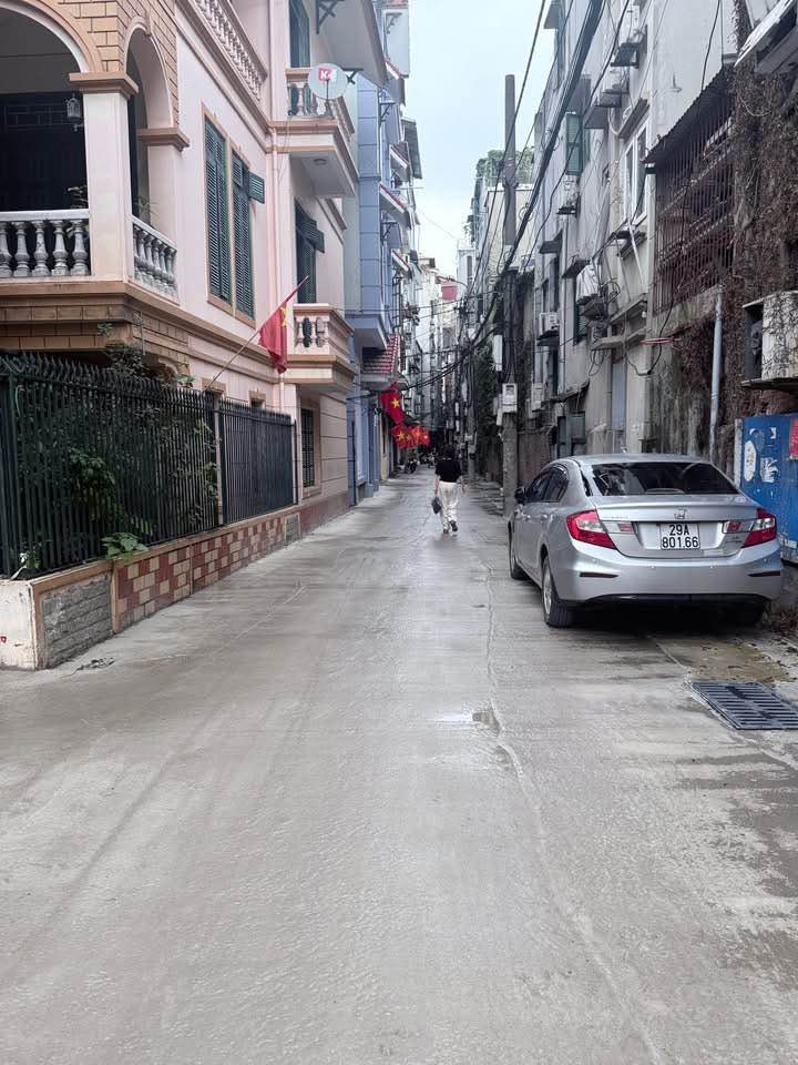Nhà Lương Thế Vinh, Thanh Xuân 40m² giá 9 tỷ - Ô tô dừng đỗ chỉ 10m!