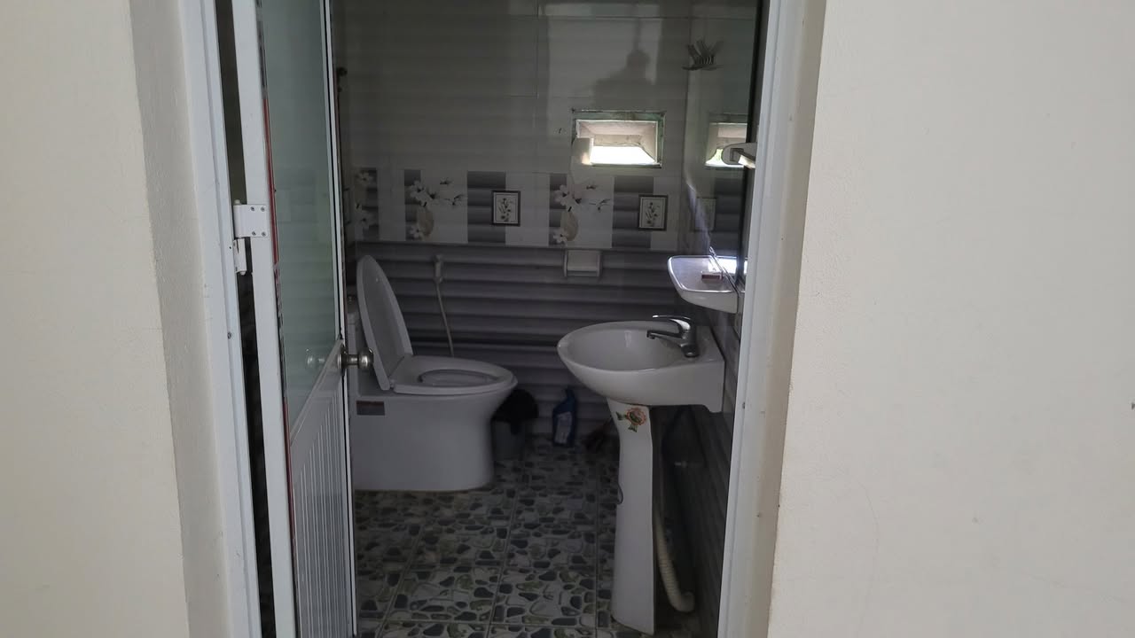 Nhà mặt tiền đường Đông Môn, Thủy Nguyên 60m² giá 3.8 triệu - Thích hợp kinh doanh!