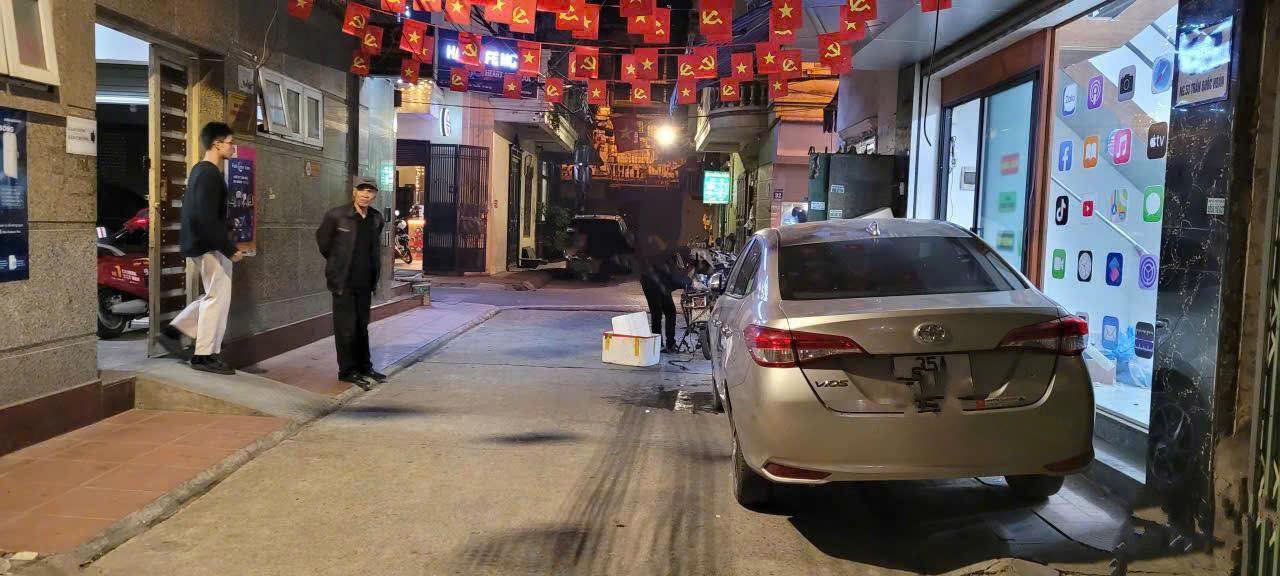 Nhà riêng cho thuê ngõ Phạm Tuấn Tài, Cầu Giấy 36m² giá 15 triệu - Phù hợp gia đình và văn phòng!