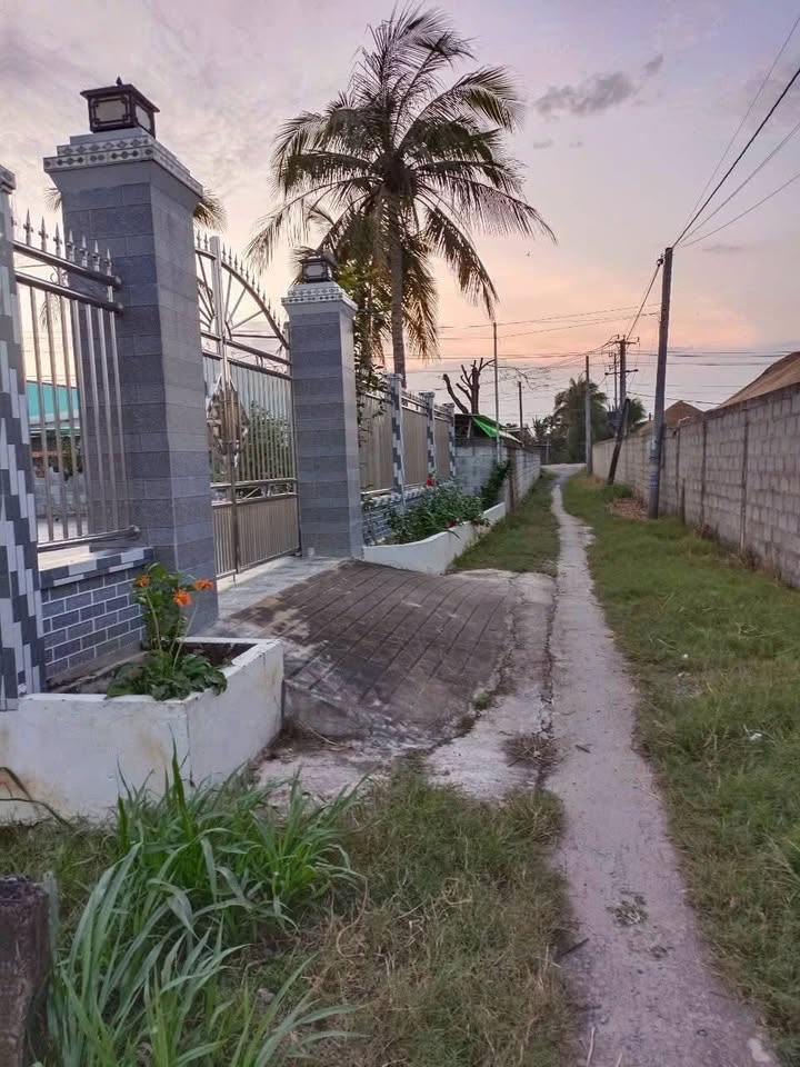 Đất thổ cư 120m² tại Gò Công Tây - Sổ hồng chính chủ, giá chỉ 180 triệu!