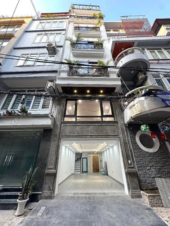 Nhà phố Hoàng Cầu, Đống Đa 59m² giá thỏa thuận - Thiết kế tối ưu cho mọi nhu cầu!