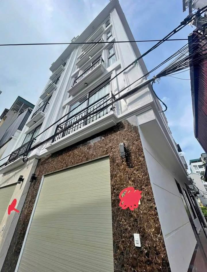 Nhà phố 5 tầng Tựu Phúc, Bắc Từ Liêm 35m² - Nội thất mới, sổ đỏ chính chủ!