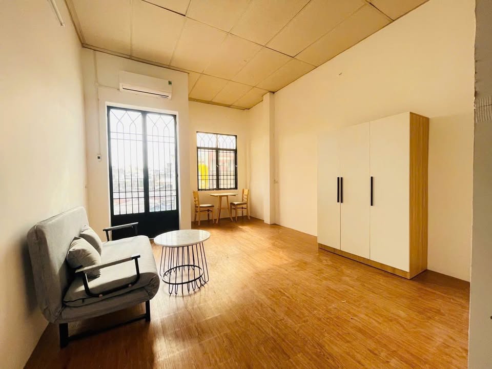 Phòng trọ 50m² Hoàng Hoa Thám - Giá thỏa thuận, nội thất đầy đủ!