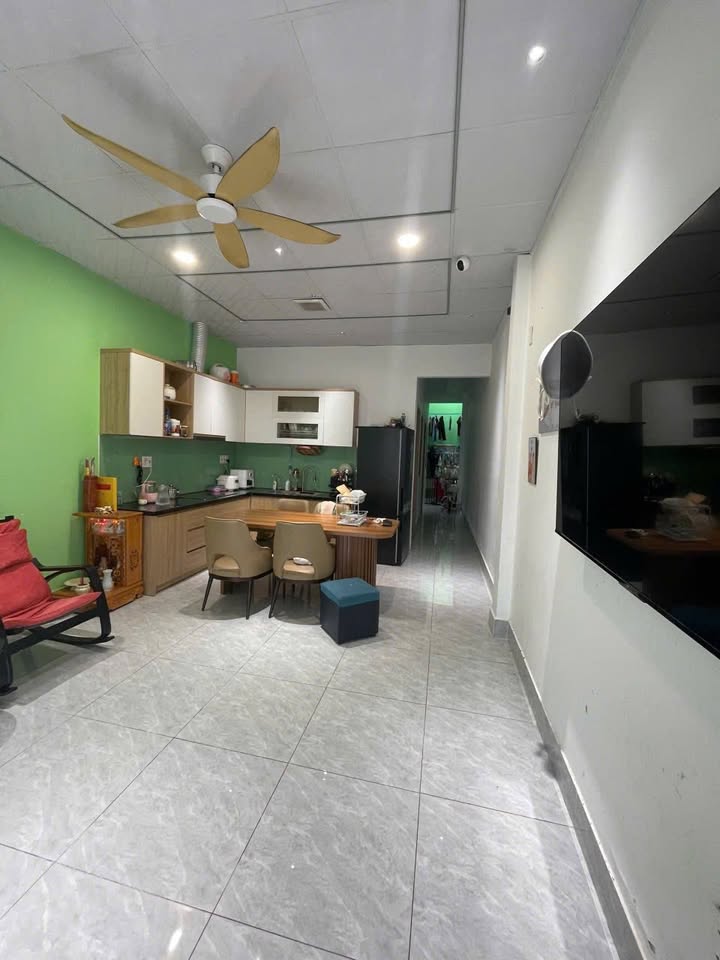 Nhà phố Vĩnh Thái Nha Trang 64m² giá 2.65 tỷ - Full nội thất hiện đại!