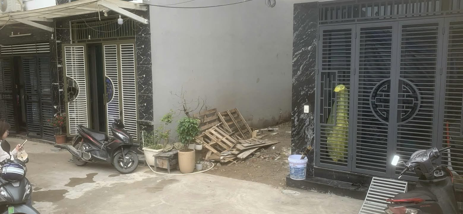 Đất Cự Khối Long Biên 34m² giá 5 tỷ - Đầu tư sinh lời ngay!