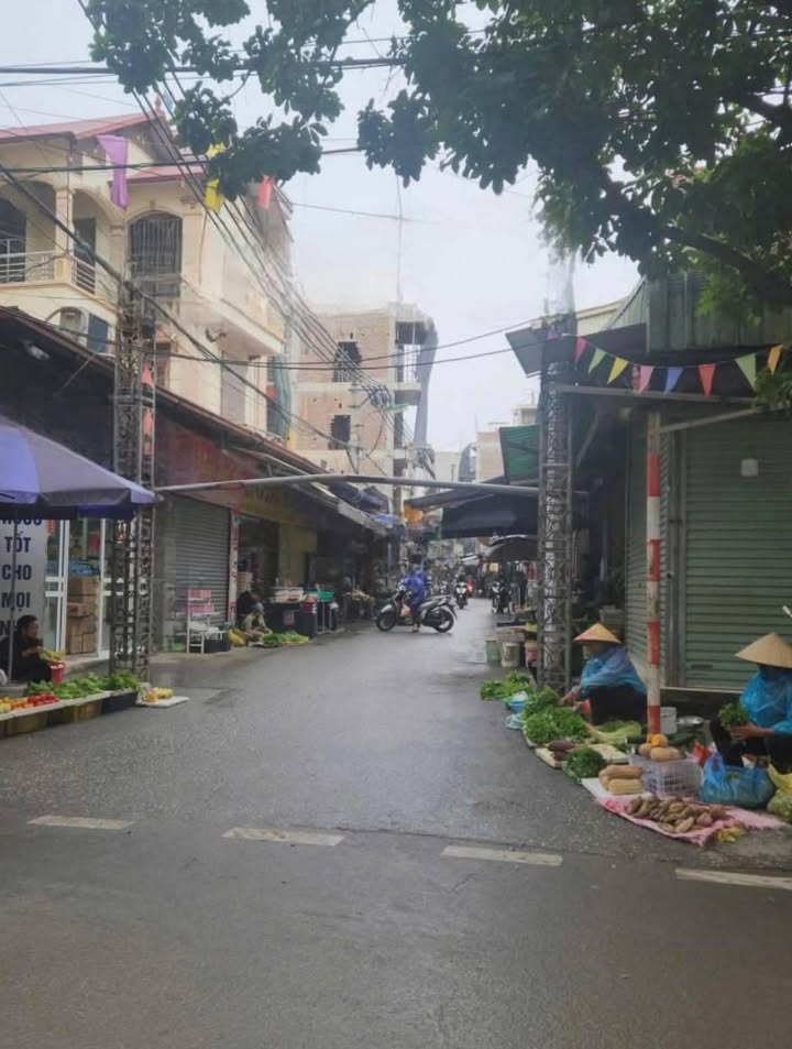 Nhà cho thuê Yên Nghĩa, Hà Đông 47m² giá chỉ 8 triệu - Sẵn sàng vào ở!