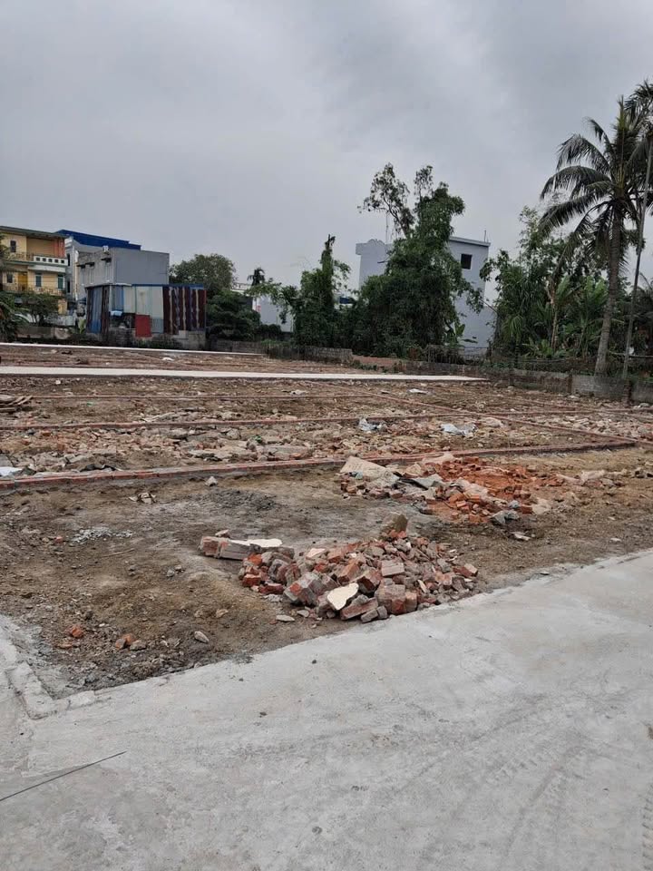 Đất nền Kiến An 46m² giá 900 triệu - Sổ đỏ chính chủ, vị trí đẹp!