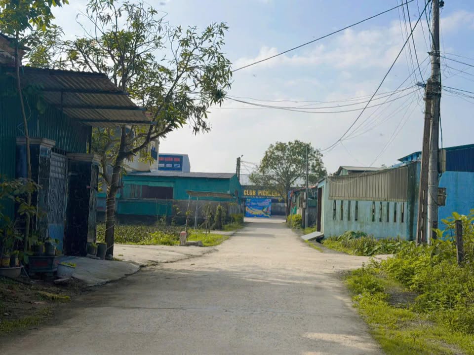 Đất Thạch Đài - 100m² giá 1.5 tỷ - Hướng Tây, Đường 8m