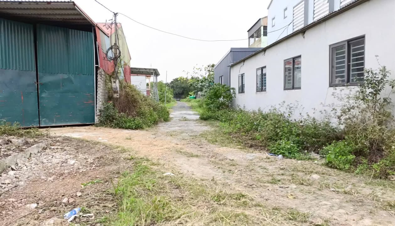 Biệt thự 2 mặt tiền Thanh Hương, Thanh Liêm 159m² giá 1.6 tỷ - Cơ hội vàng cho nhà đầu tư!