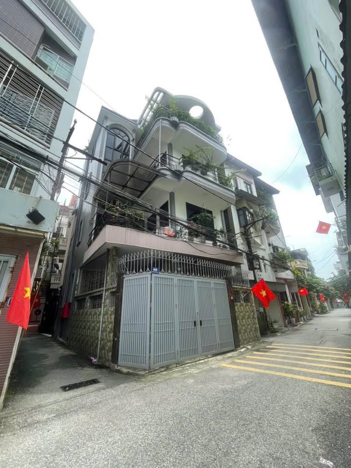 Nhà góc đường Nguyễn Sơn 86m² giá 20 tỷ - Sổ đỏ trao tay, ô tô tránh nhau!