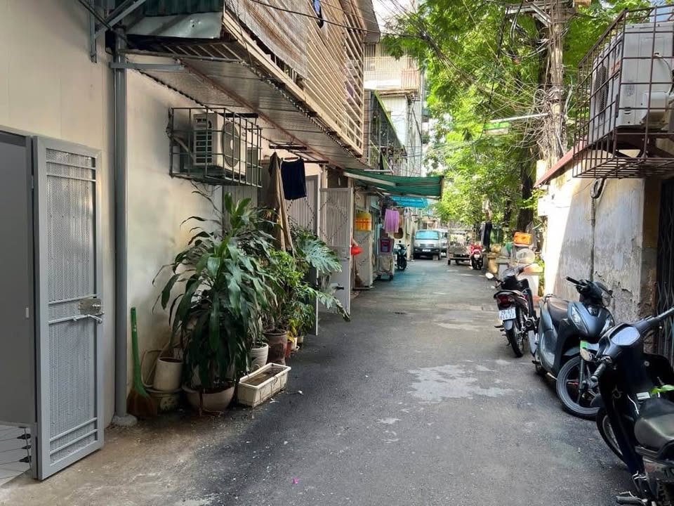 Chính chủ bán nhà 2 tầng Thanh Xuân Bắc 9m² giá 1.5 tỷ - Mặt ngõ ô tô tránh!