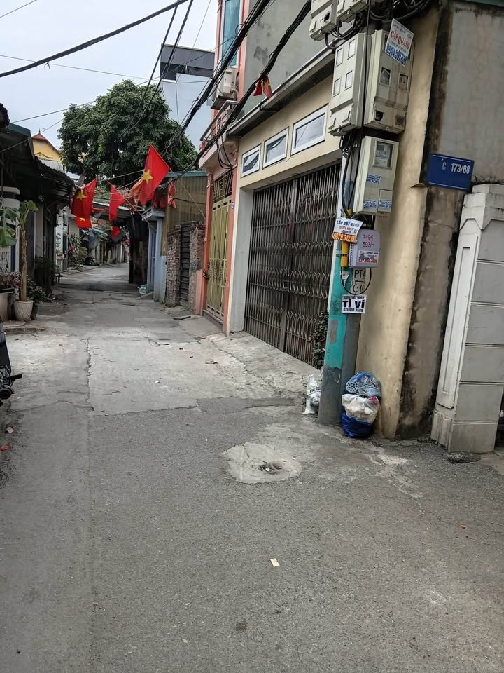 Đất 2 mặt ngõ 173 An Dương Vương 64.2m² giá 9 tỷ - Giao thông thuận tiện!