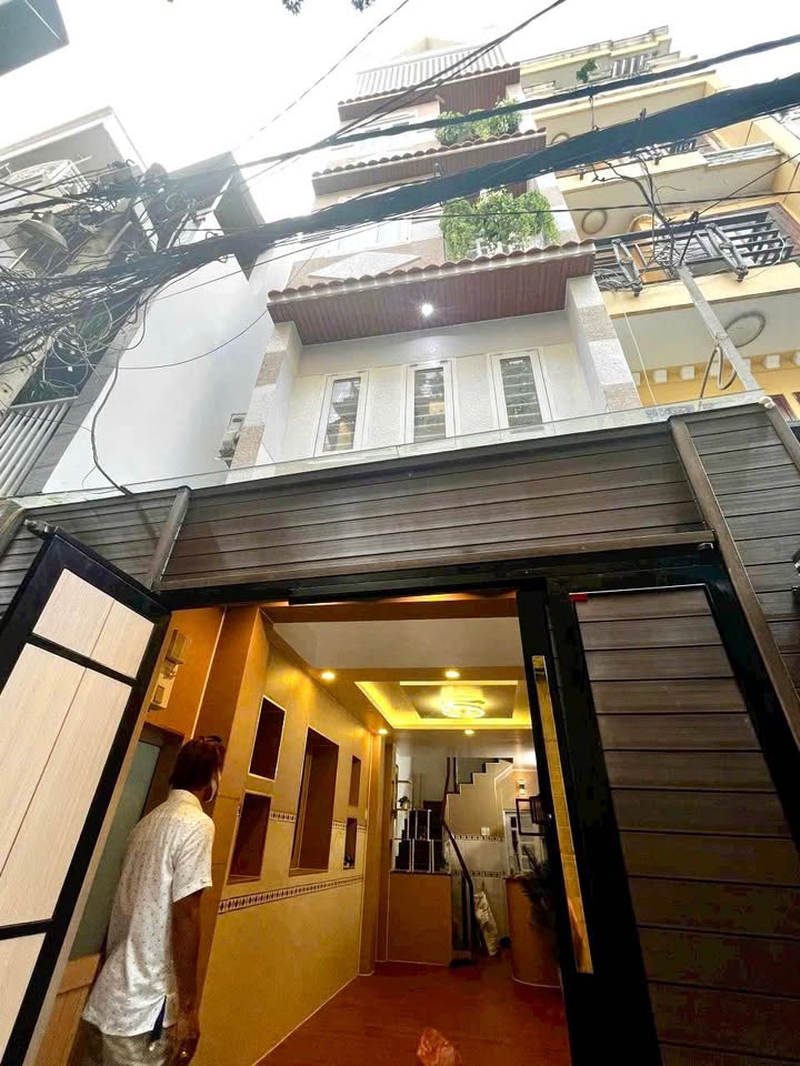 Nhà đẹp 5 tầng Phan Xích Long, P.2, Phú Nhuận chỉ 7.2 tỷ - Giá tốt, vị trí đắc địa!