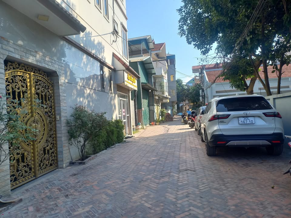 Đất Cổ Loa Đông Anh 90m² giá 9 tỷ - Kinh doanh tốt, ô tô tránh!