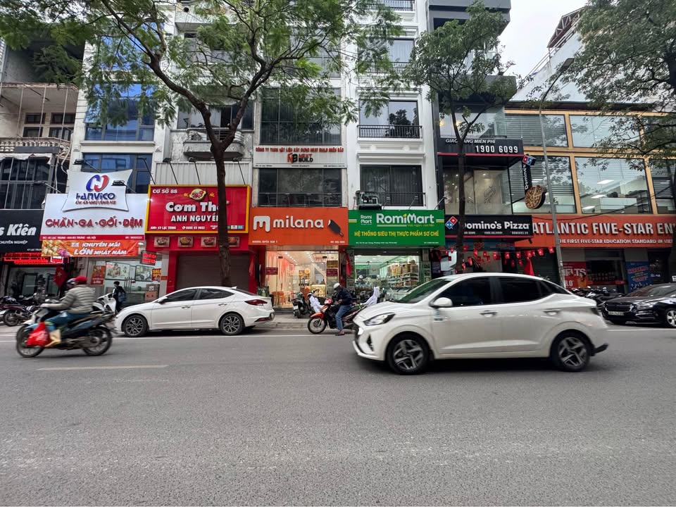 Cho thuê mặt bằng kinh doanh phố Hoàng Cầu Đống Đa 150m² - Vị trí đắc địa cho mọi mô hình
