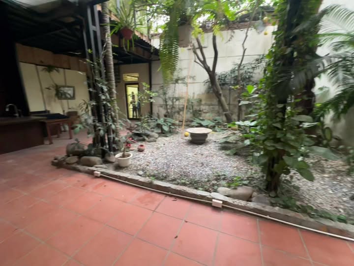 Nhà cho thuê Ngõ Nhỏ - Phan Kế Bính 200m² giá 42 triệu - Không gian thoáng đãng, tiện nghi đầy đủ