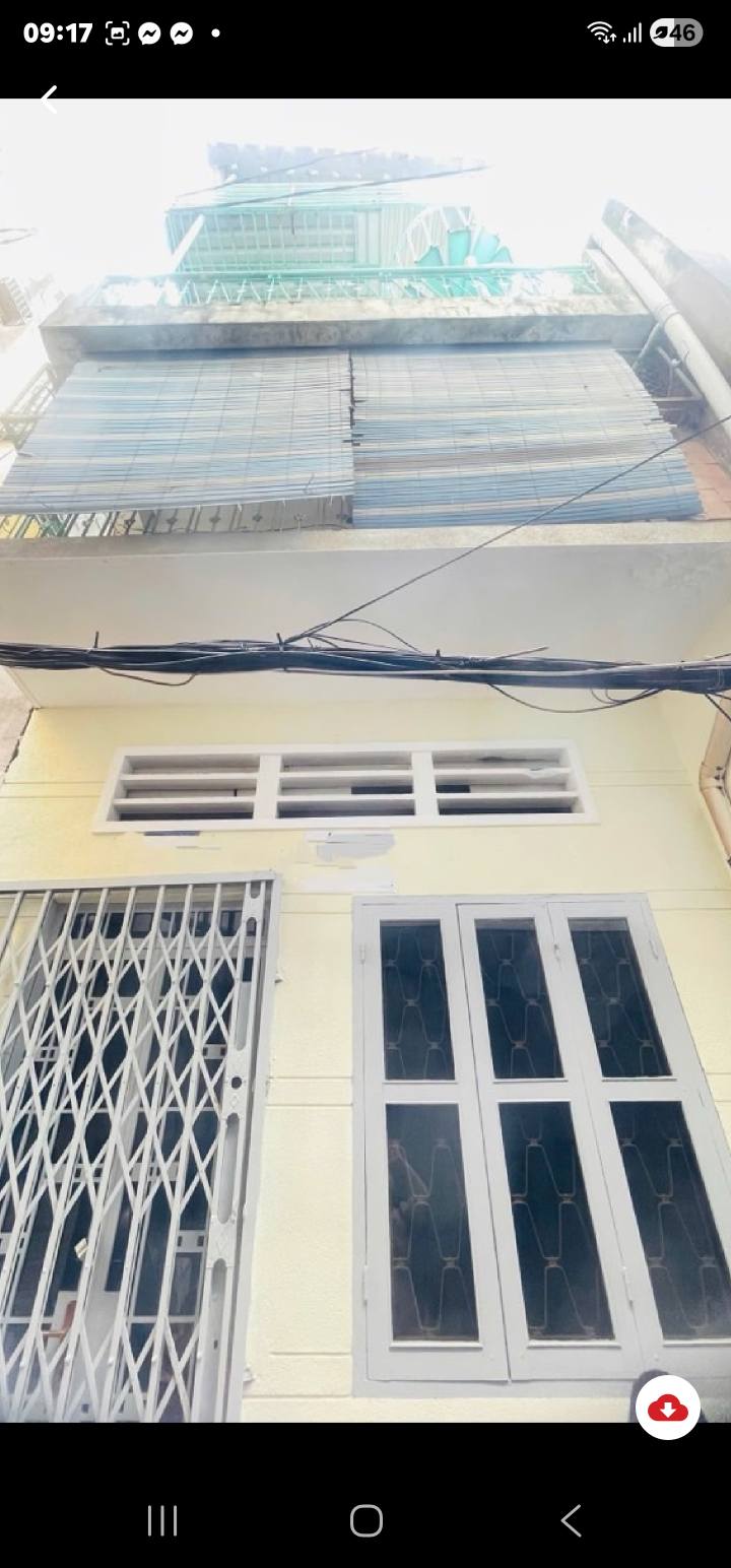 Nhà phố Trần Hưng Đạo, Quận 1, 30m² giá 7.4 tỷ - Vị trí đắc địa gần phố Tây!