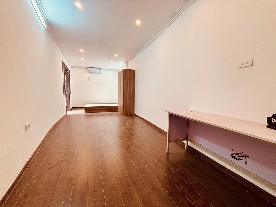 Nhà cho thuê phố Thụy Khuê 35m² - Chính chủ, giá thỏa thuận!