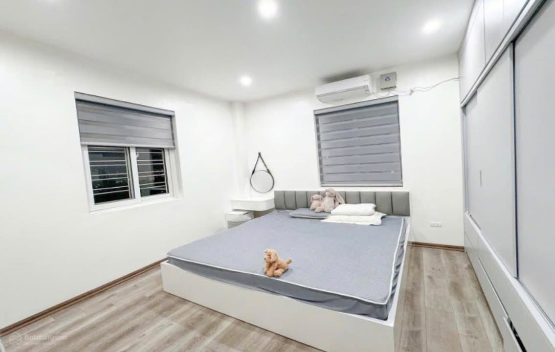 Căn hộ dịch vụ Tứ Liên Tây Hồ - Cho thuê 9 phòng ngủ, 2 căn 1N1K - Vị trí siêu đẹp!