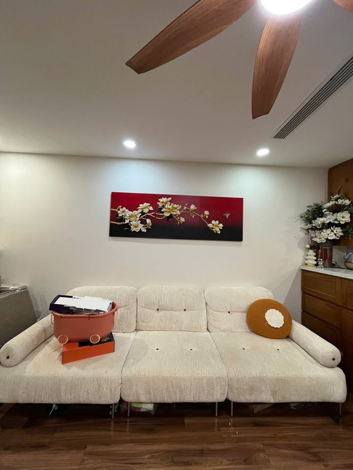 Căn hộ Golden Park Cầu Giấy 81m² giá 9.732 tỷ - Pháp lý rõ ràng, an ninh 24/7!