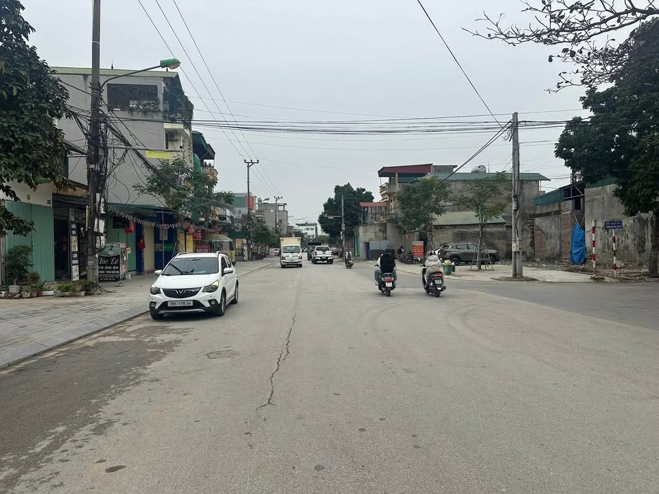 Đất nền mặt đường Xuân Thành Ninh Bình 86.6m² giá 1x tỷ - Vị trí đắc địa cho showroom!