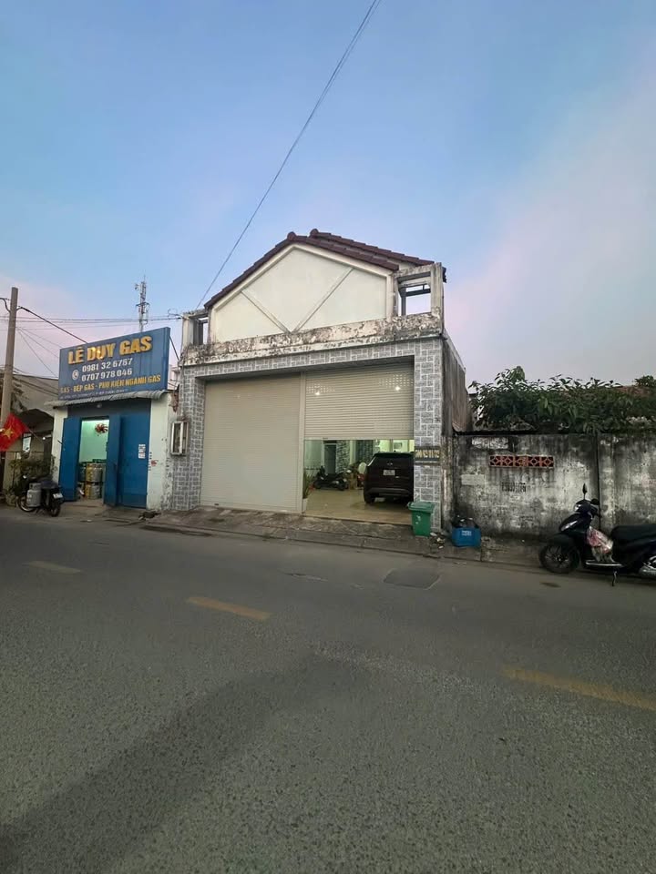 Nhà mặt tiền đường Hiệp Thành 7, quận 12, giá 9.88 tỷ - Kinh doanh đa ngành nghề