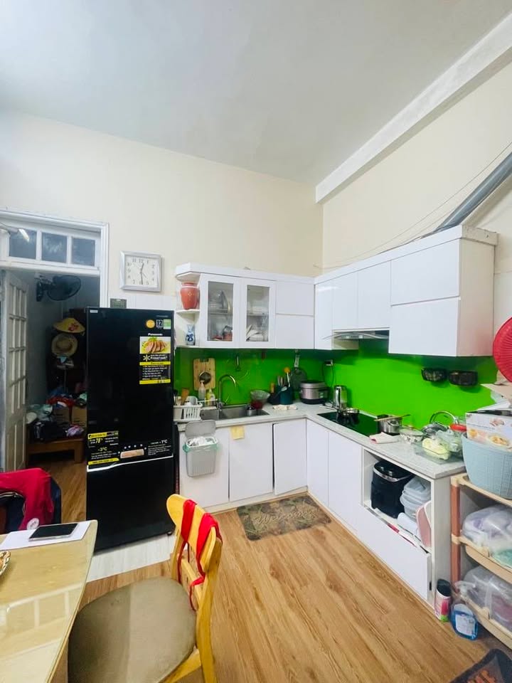 Nhà riêng Mai Dịch, Cầu Giấy 48m² giá 11.5 tỷ - Thiết kế 3 tầng chắc chắn, gần tiện ích!