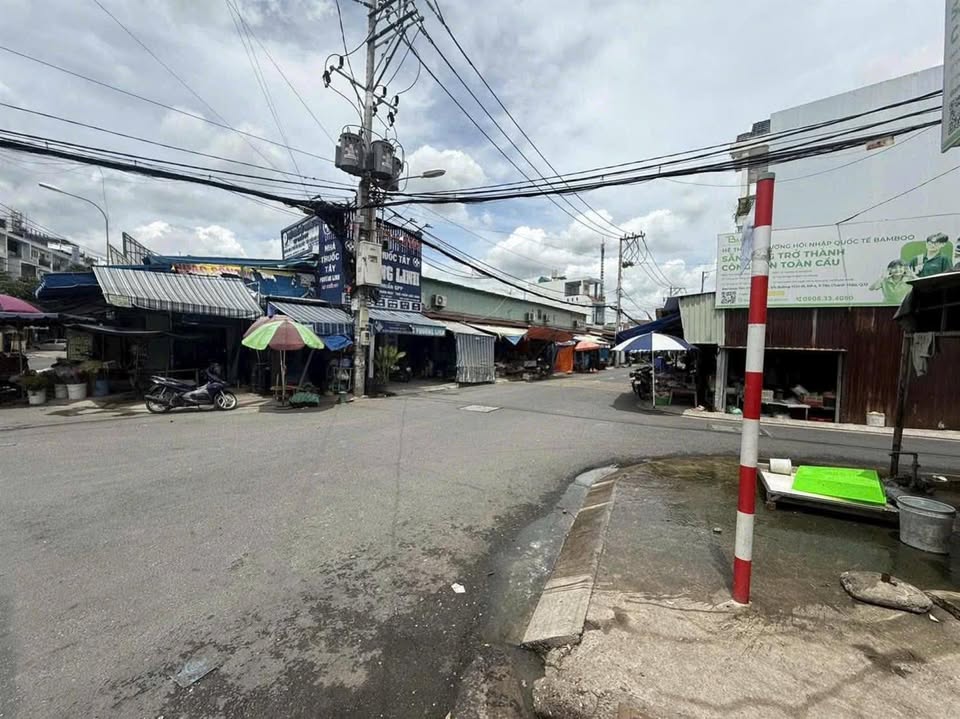 Nhà góc 2 mặt tiền Tân Chánh Hiệp, Quận 12, 176m² - Đầu tư sinh lời ngay!