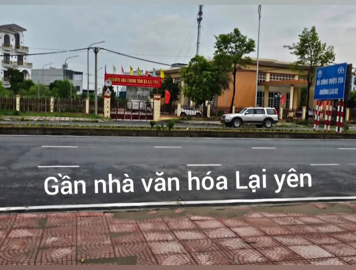 Đất dịch vụ Lại Yên Hoài Đức 100m² giá thỏa thuận - Vị trí đắc địa gần trường học và chợ!