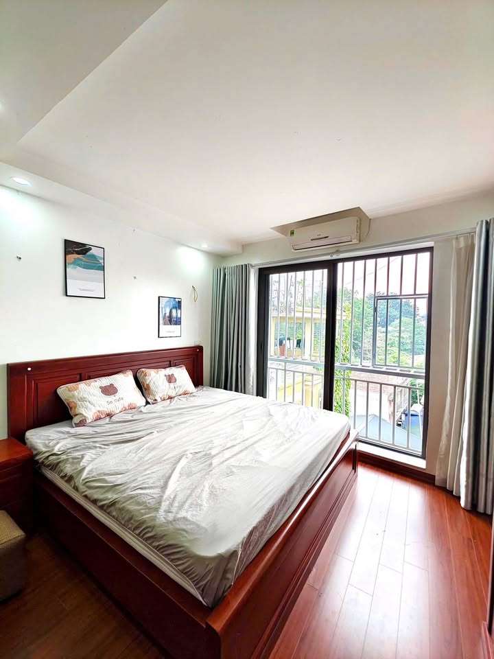 Căn hộ cho thuê Nhật Chiêu 50m² giá thỏa thuận - Full nội thất hiện đại!