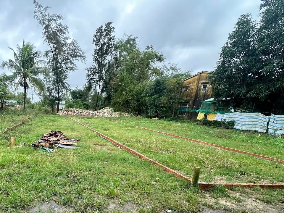 Đất nền 100m² Lưu Quang Vũ, Hòa Quý - Giá 2.2 tỷ, Sổ đỏ chính chủ!