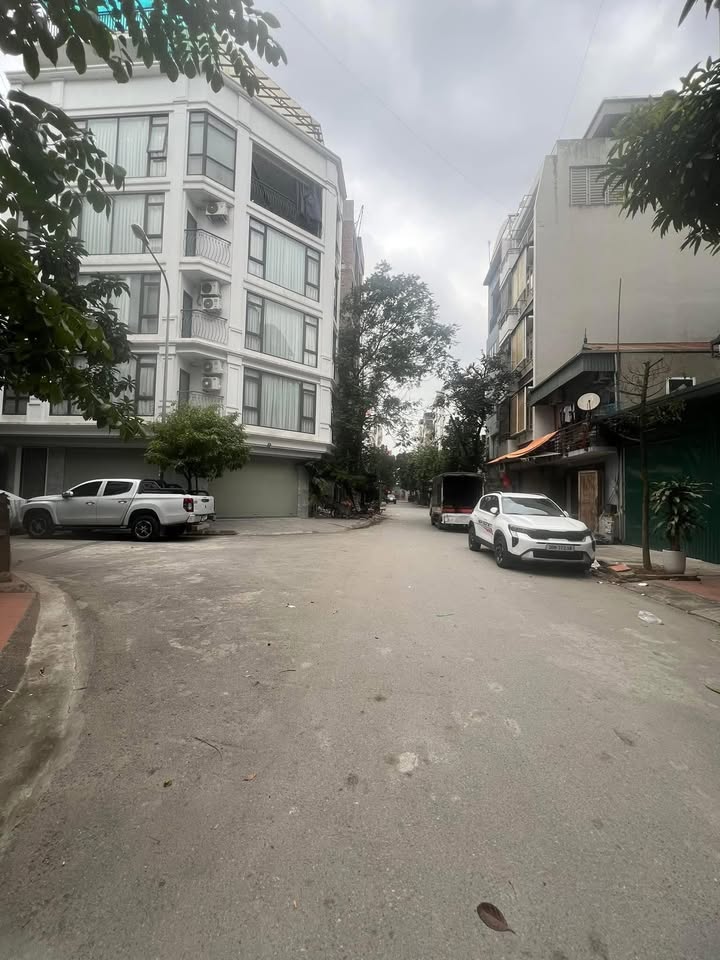 Nhà Phố Mậu Lương, Hà Đông 72m² - Đầu Tư Sinh Lời, Thang Máy Hiện Đại!