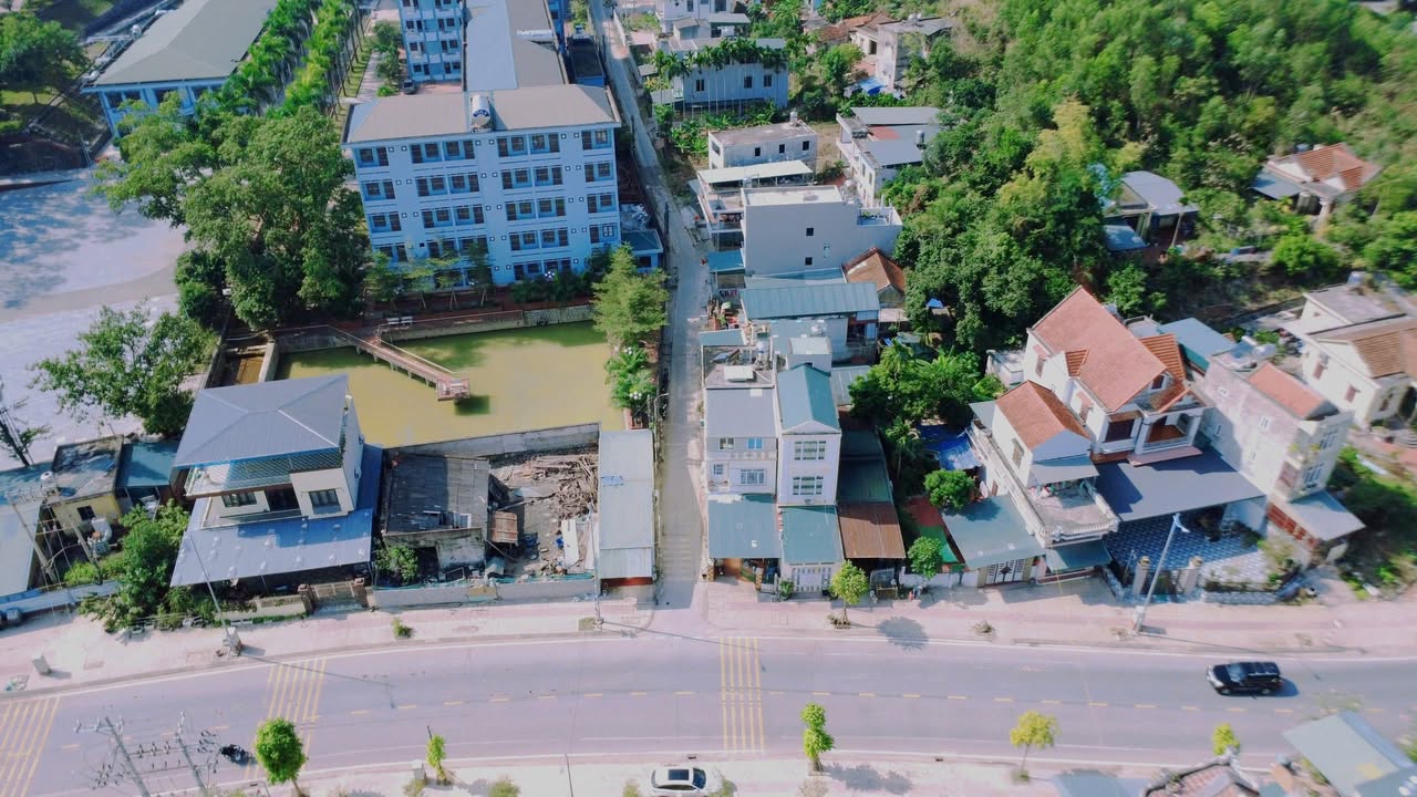 Nhà mặt phố Trới Hạ Long 106m² giá 6 tỷ - Kinh doanh sầm uất!