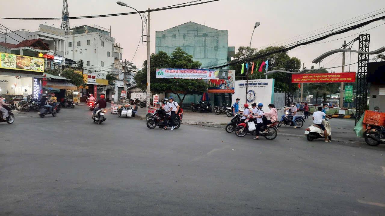 Nhà góc 2 mặt tiền đường Chương Dương, Thủ Đức 136m² giá 16 tỷ - Cơ hội đầu tư tuyệt vời!