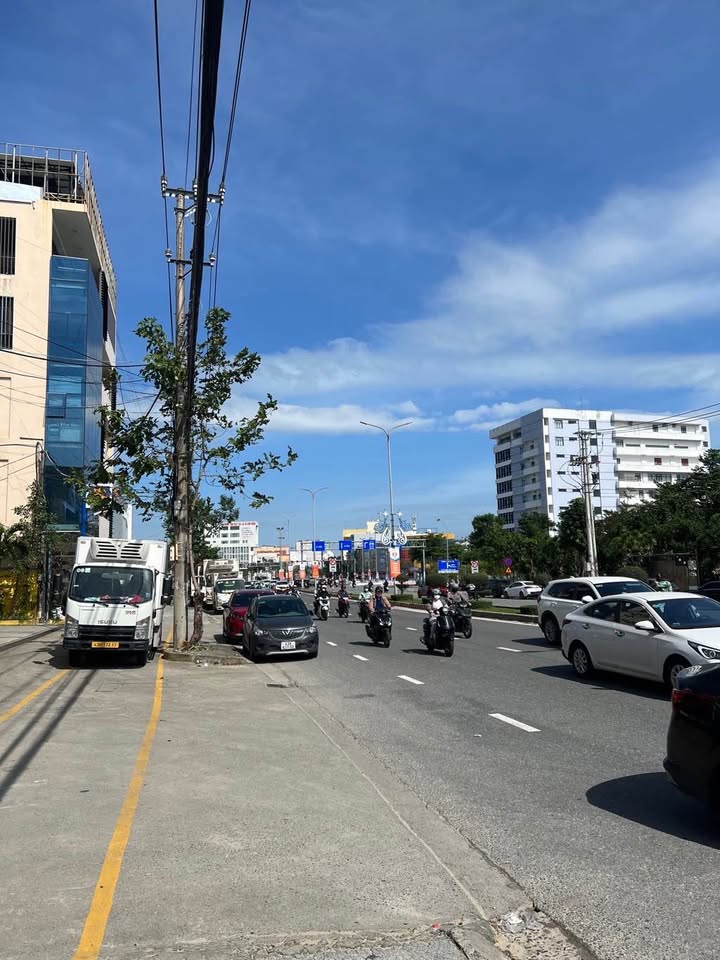 Nhà mặt tiền Nguyễn Hữu Thọ, Khuê Trung, Cẩm Lệ 174m² giá 16 tỷ - Vị trí đắc địa cho đầu tư!