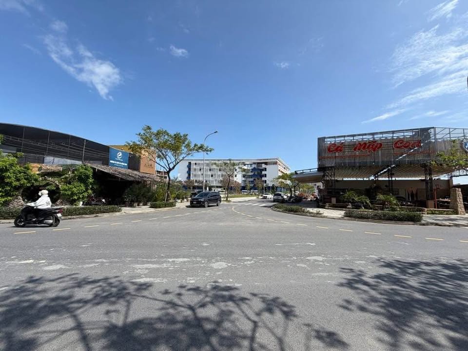 Đất mặt tiền khu FPT Ngũ Hành Sơn 100m² giá 6.2 tỷ - Đầu tư sinh lời ngay!