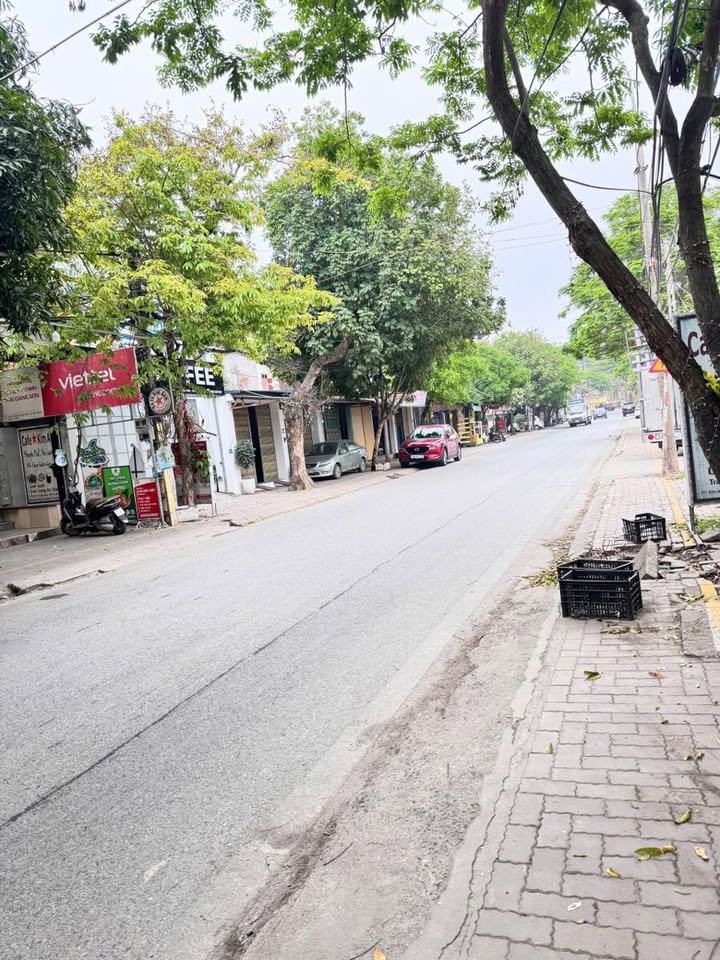 Nhà 2 tầng mặt phố Thanh Xuân 144m² giá thỏa thuận - Kinh doanh sầm uất, dòng tiền tốt!