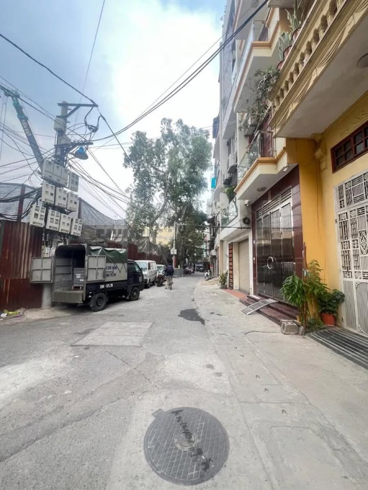 Nhà Đội Cấn, Ba Đình 68m² giá 16.9 tỷ - Kinh doanh đắc địa, ô tô đỗ cửa!
