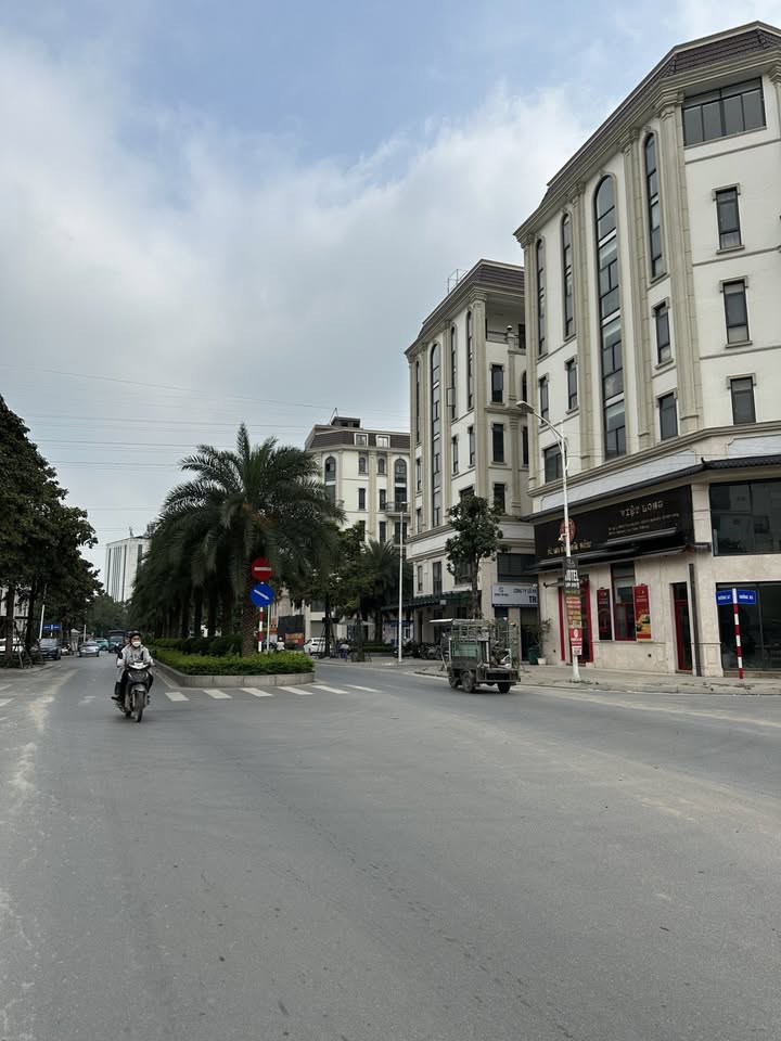 Bán nhà khu Him Lam – Vạn Phúc 42m² giá 22 tỷ - Đầu tư sinh lời hiệu quả!