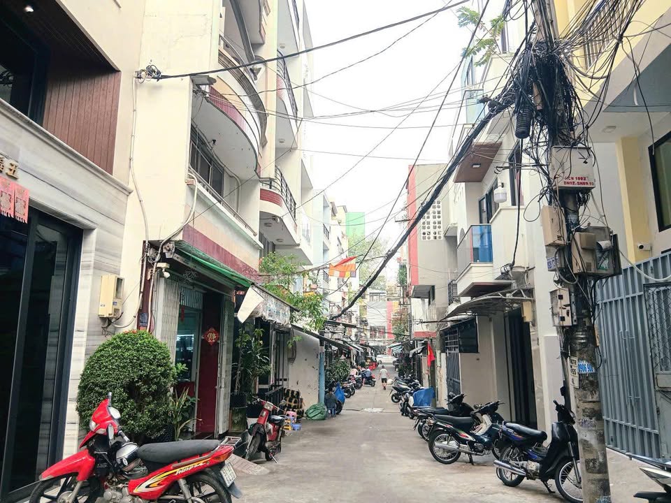 Nhà phố quận 5, đường Nguyễn Trãi, 64m² giá 8 tỷ - Đầu tư sinh lời ổn định!