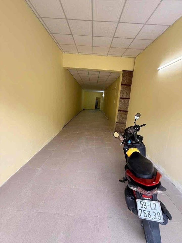 Nhà mặt tiền cho thuê đường Hà Huy Giáp, Quận 12 - Diện tích 83m², giá 13.5 triệu/tháng!
