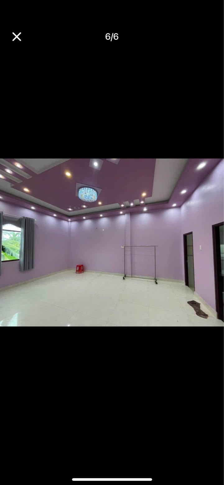 Nhà 2 tầng tại P4 TP Trà Vinh 220m² giá 3.5 tỷ - Thiết kế hiện đại, tiện nghi đầy đủ!