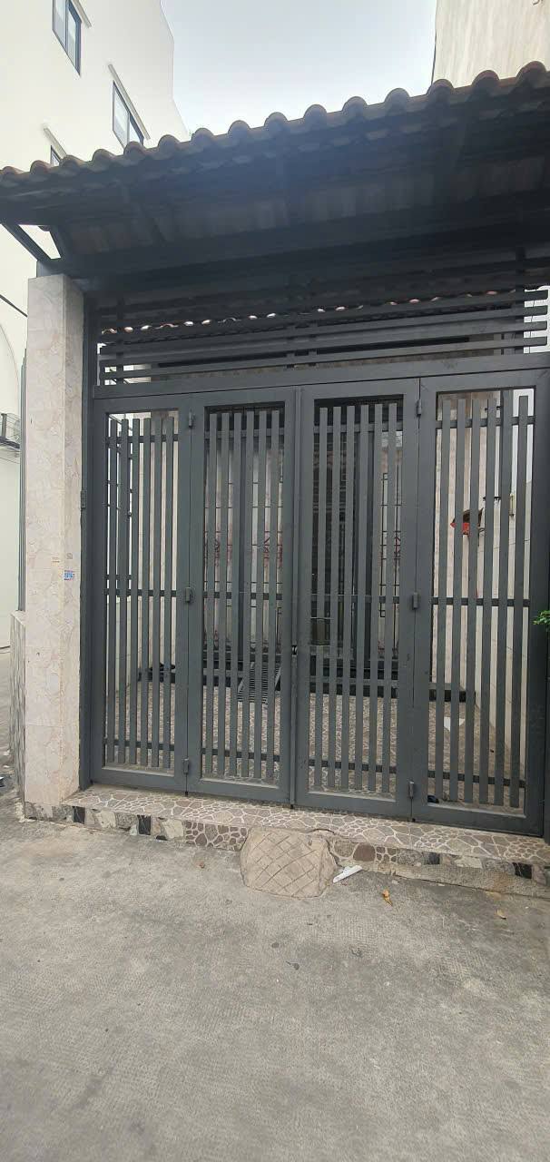 Nhà phố 65m² Đặng Thúc Vĩnh, Đông Thạnh, Hóc Môn giá chỉ 2 tỷ - An ninh tốt, xe hơi đỗ cửa!